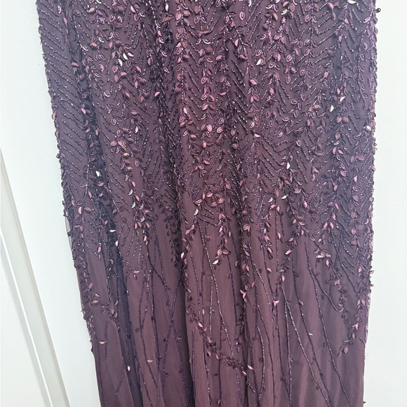 NWT | Mac Duggal 35109 Aubergine Purple Embellished Flutter Sleeve Gown Size12 - Picture 10 of 15